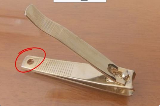 Čemu služi rupa na grickalici za nokte? Sigurno ovo niste znali, evo kakvu svrhu ima Čemu služi rupa na grickalici za nokte? Sigurno ovo niste znali, evo kakvu svrhu ima - featured image